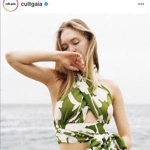 Cult Gaia Brigitte Twist Top